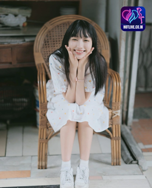 Exploring the Phenomenon of Yu Yu Star Chinese Livestream Hot51: A Deep Dive into the World of Live TV Apps beautiful girl. 3 - HotLive Yu Yu-hot51