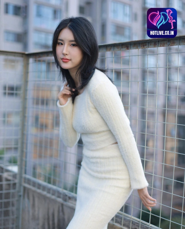 Unveiling the Phenomenon: Xiao Bao Bao Star Chinese Livestream Hot51 Beautiful girl & charming. 2 - HotLive Xiao Bao Bao-hot51