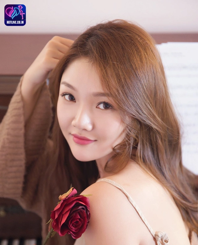The Rise of Yi Ming Star Chinese Livestream Hot51: Revolutionizing Online Streaming with Innovation Charming and Beautiful girl. 2 - HotLive Yi Ming-hot51
